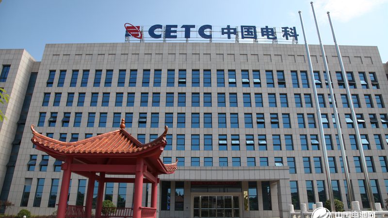 连接器：揭秘其优缺点，助力选型决策